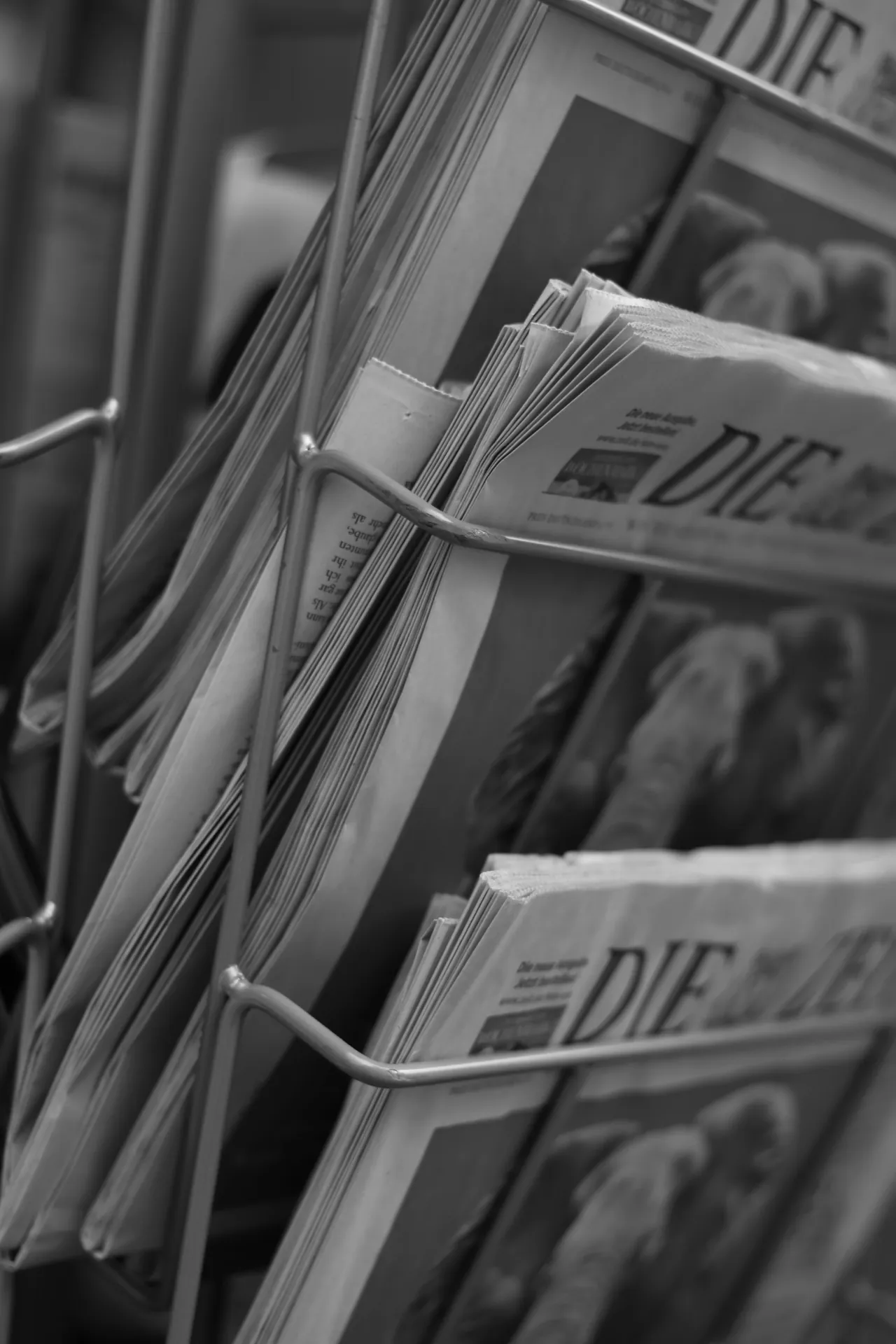 Magazine & News
